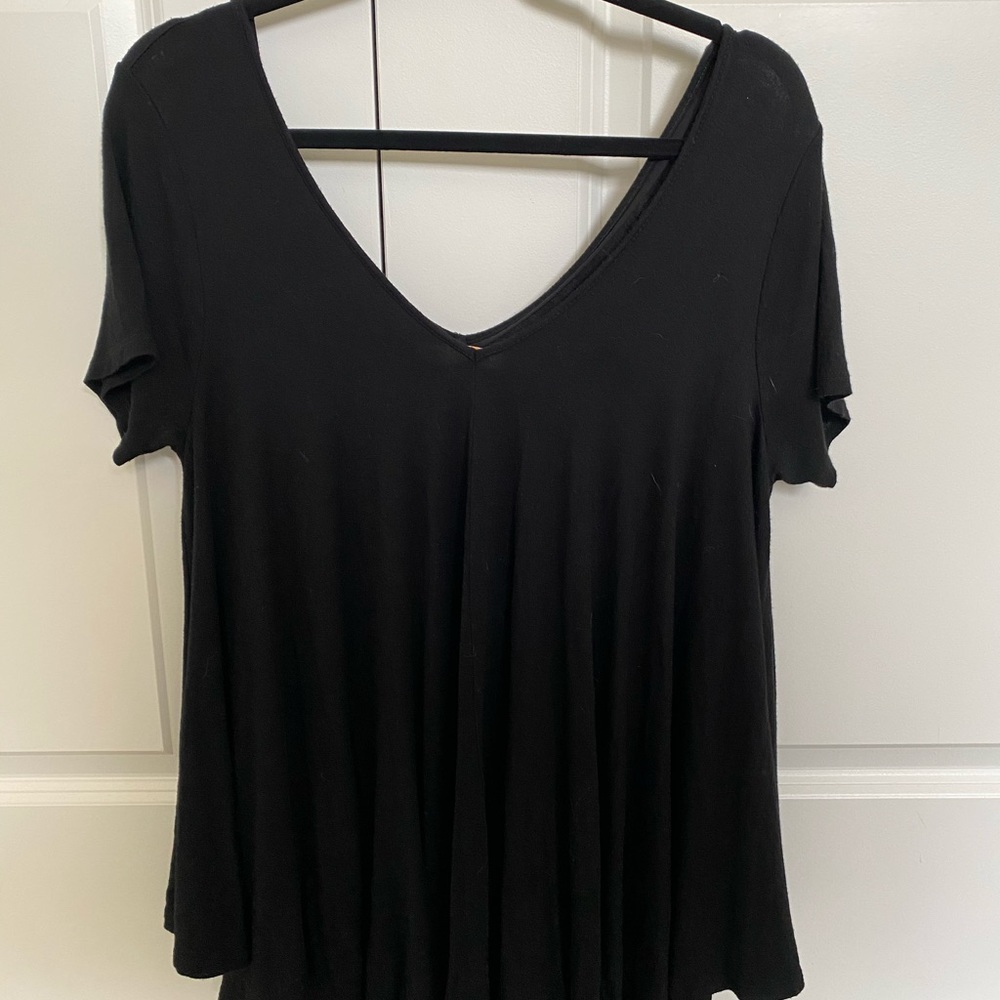 Eri + Ali black flowy top
